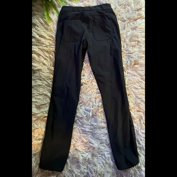 Athleta black straight leg hiking pants
